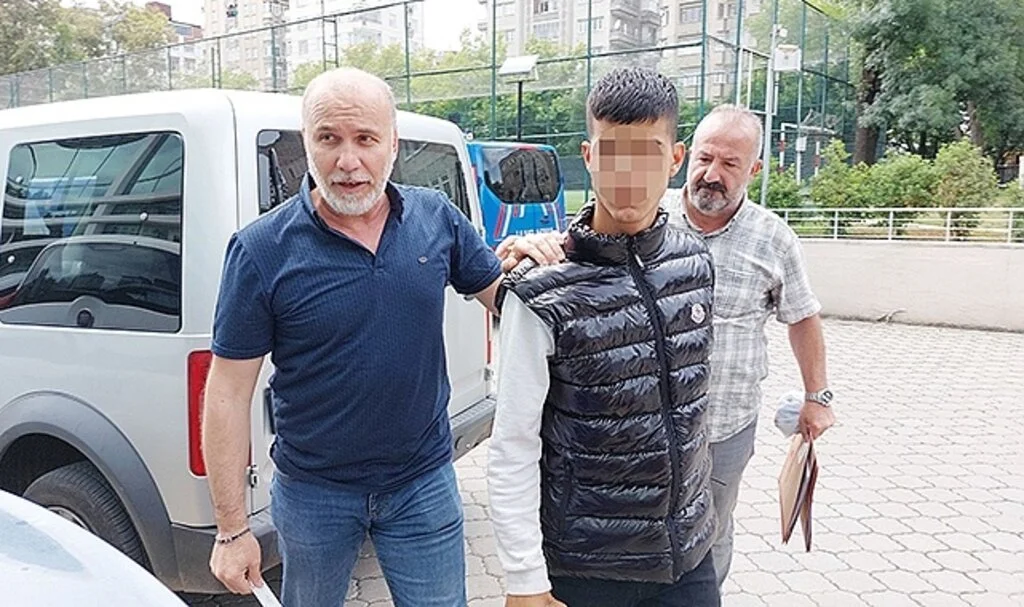 Samsun'da Para çalarken kameraya yakalanan hırsız Tutuklandı