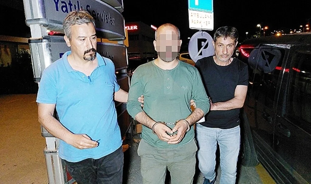 Samsun'da 100 bin liralık altın ve paralarla kaçarken otogarda yakalanan şahıs tutuklandı