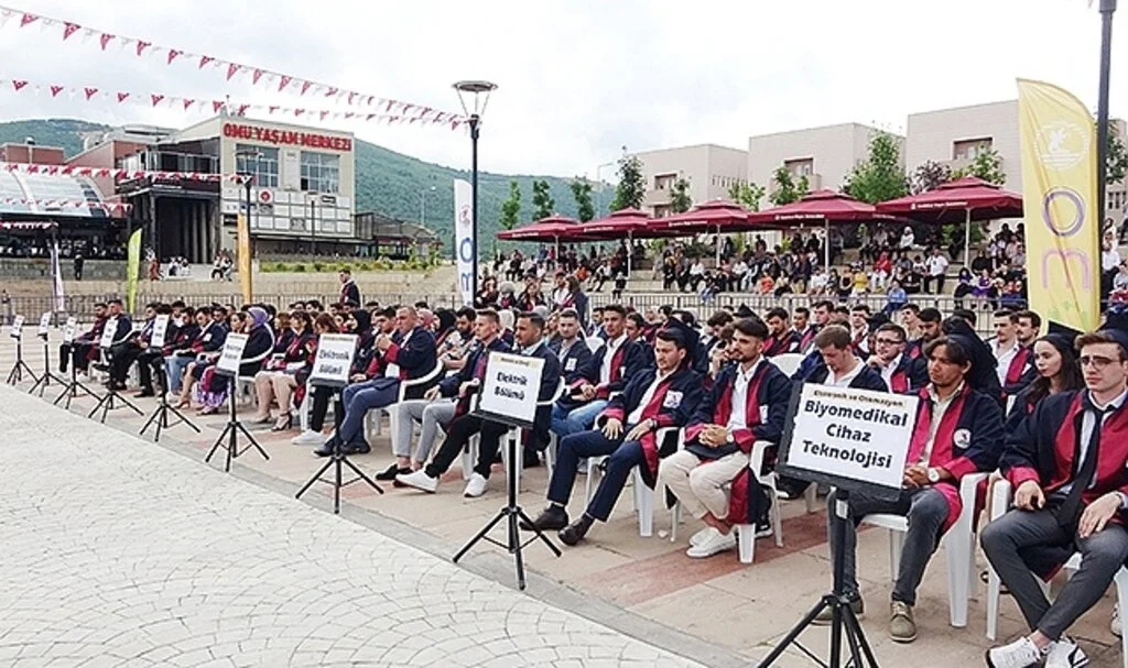 Samsun'da Silah Sanayi Teknikerliği Bölümü ilk mezunlarını verdi