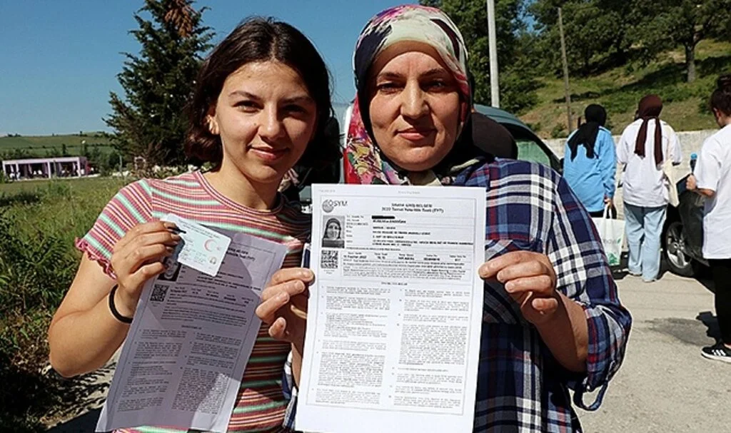 Samsun Havza'da Anne ve kızı YKS'ye Birlikte Girdi