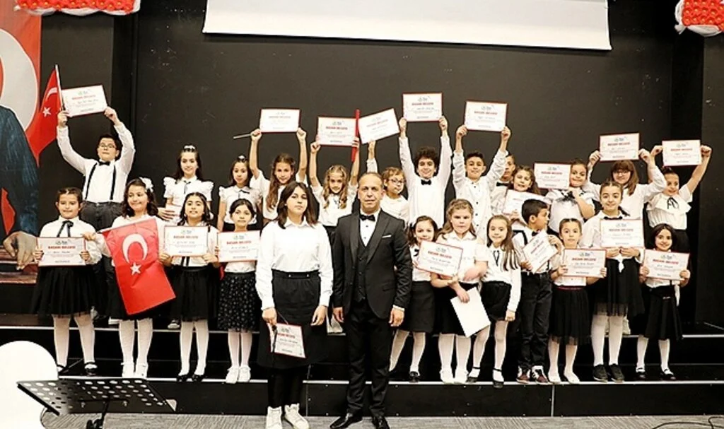 Samsun İlkadım'da Minik Yürekler Kulakların Pasını Sildi 