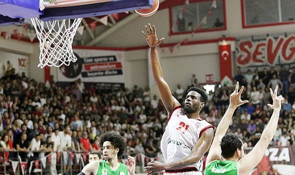 Samsunspor Basketbol: 'Vee Finaldeyiz 101-77'