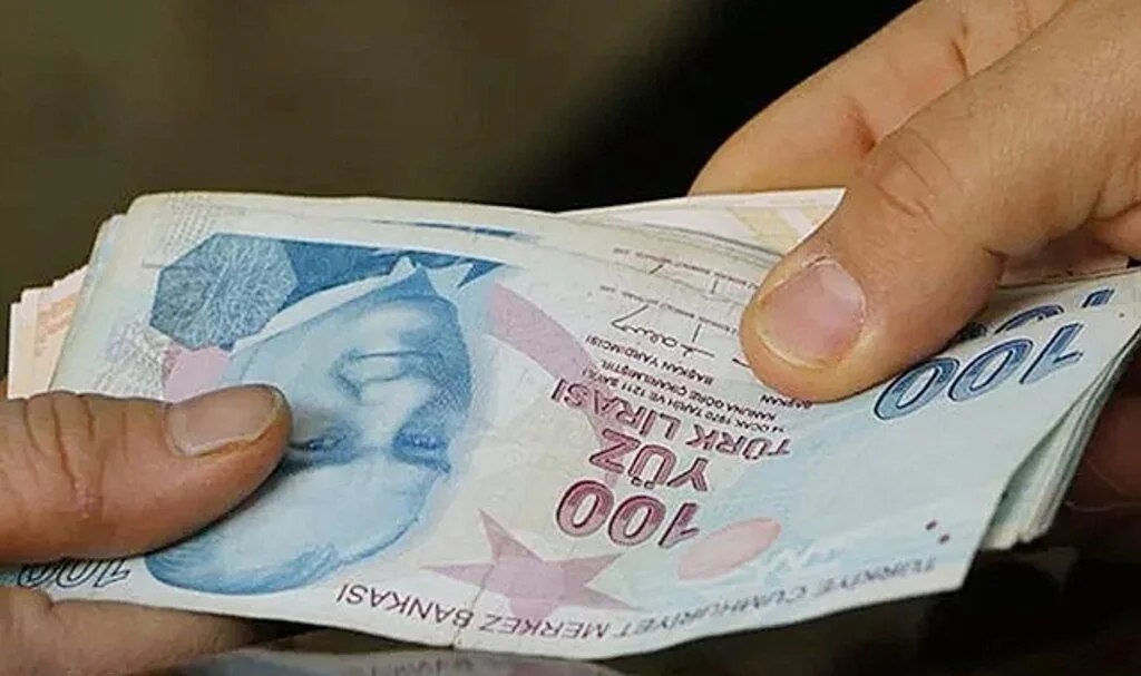 Son dakika: BDDK'dan bankalara uyarı geldi! Kredi vermek için belge istenmesine ilişkin kritik açıklama