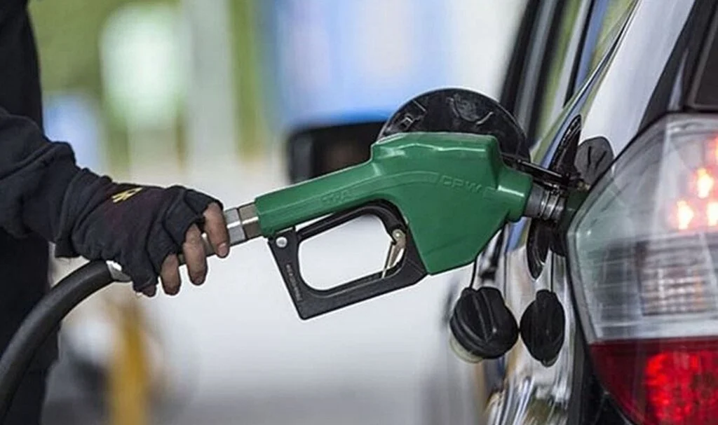 Son dakika: Benzin ve motorin arasında yarış sürüyor! Motorin 28 TL'ye dayanarak benzini solladı