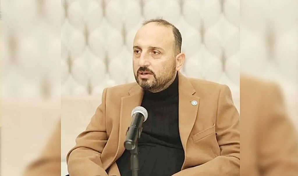Süslü'den 'sağlıkta  kadrolaşma' iddiası 