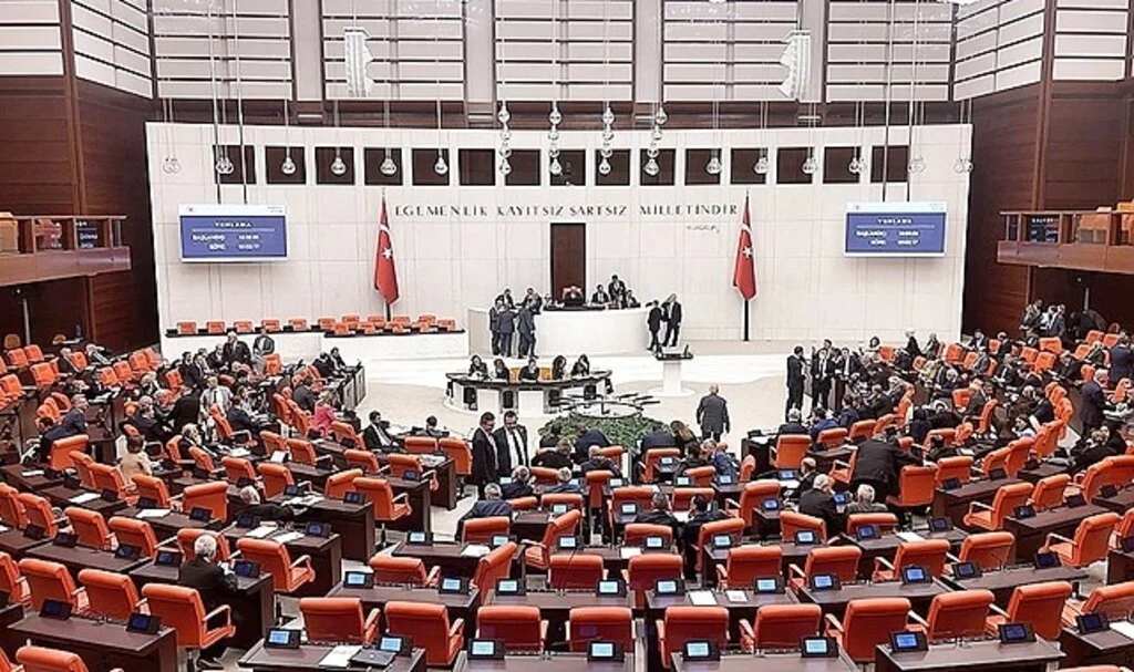 TBMM'ye yeni dokunulmazlık dosyaları sevk edildi