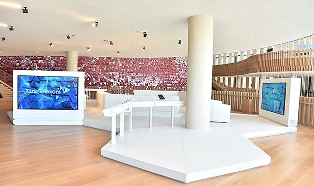 Türk Telekom Lounge  Atatürk Kültür Merkezi’nde açıldı