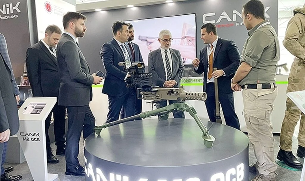 Türkiye'nin gururu 'CANiK M2 QCB', SEDEC Fuarı'nda