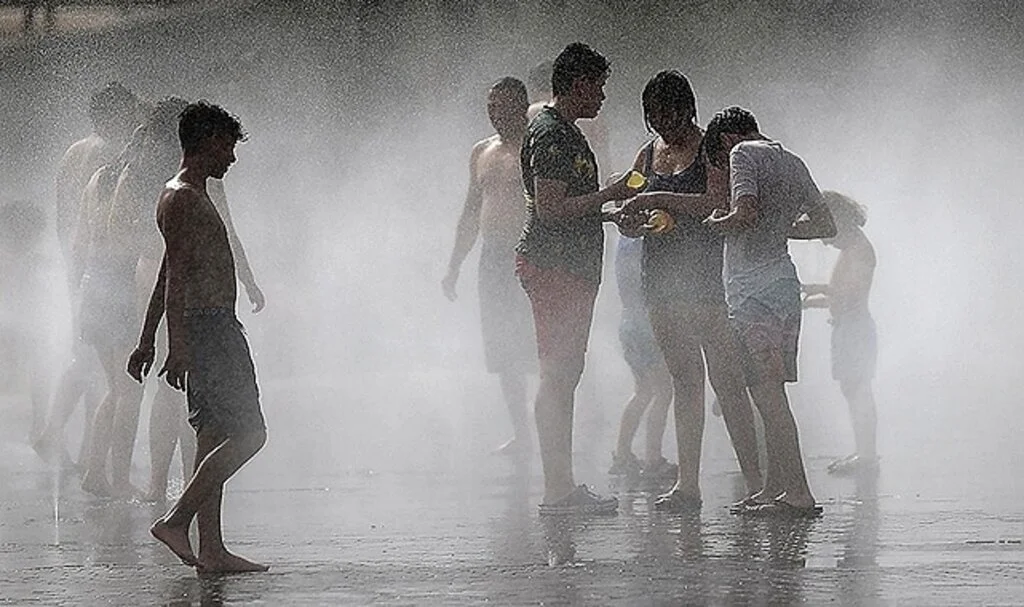 Yazın ilk sıcak hava dalgası Batı Avrupa'da alarm verdirdi