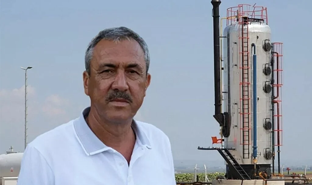 24 yıl önce gördüğü rüyanın peşinden gitti: Tarlasında petrol bulundu