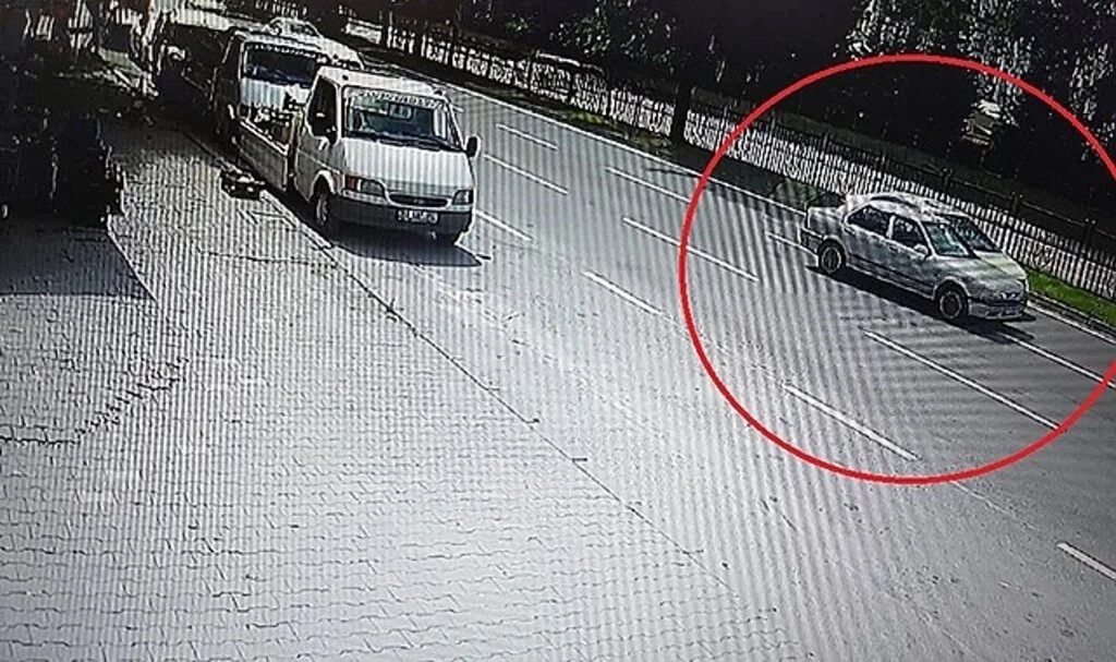 40 günlük bebeğin yaralandığı kaza kamerada