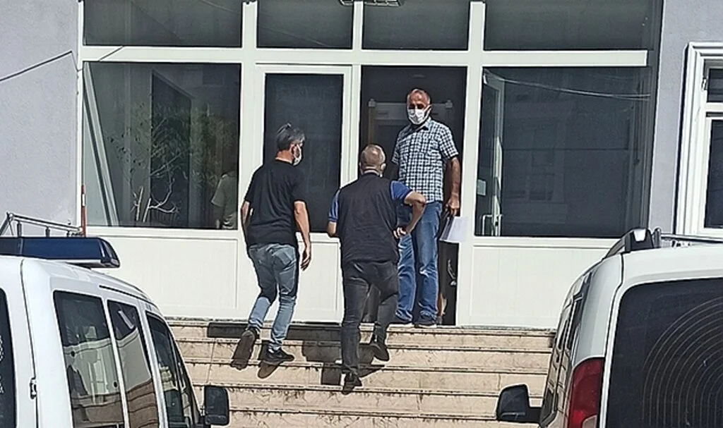 6 yıl 10 ay 15 gün hapis cezası bulunan şahıs tutuklandı