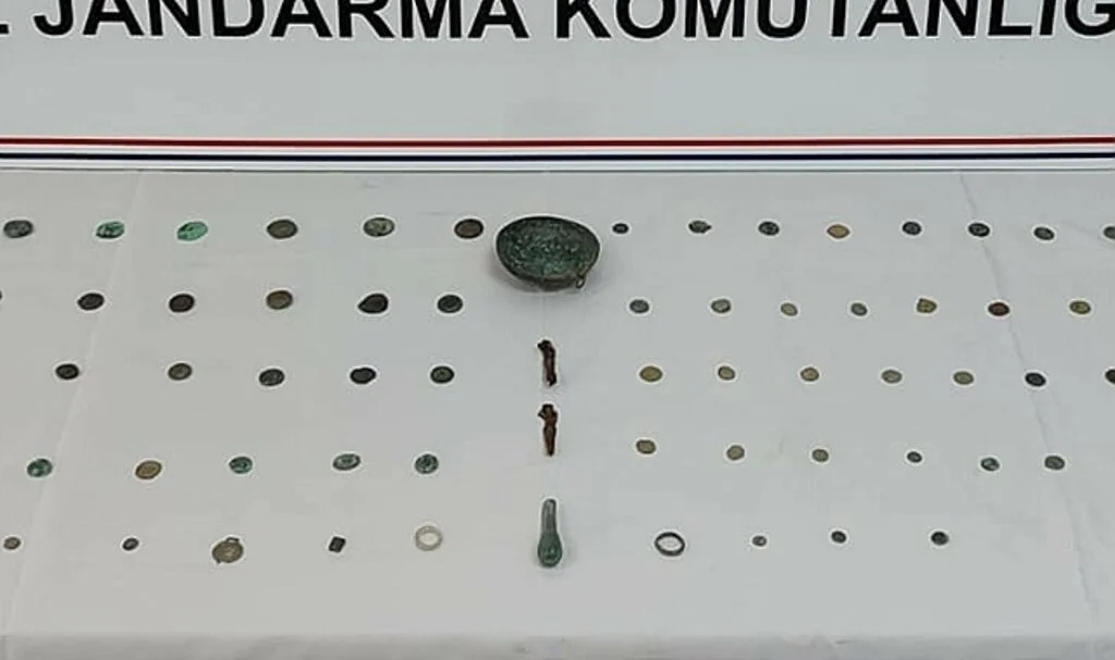 Amasya'da 78 parça tarihi eser ele geçirildi