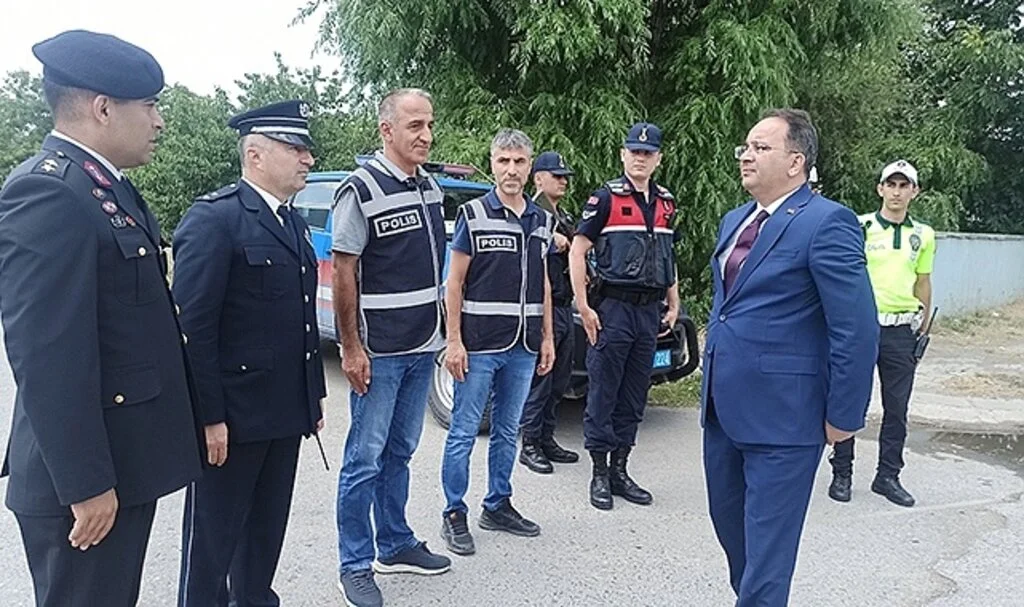  Bafra Kaymakam Cevdet Ertürkmen Bayramda yol denetimi