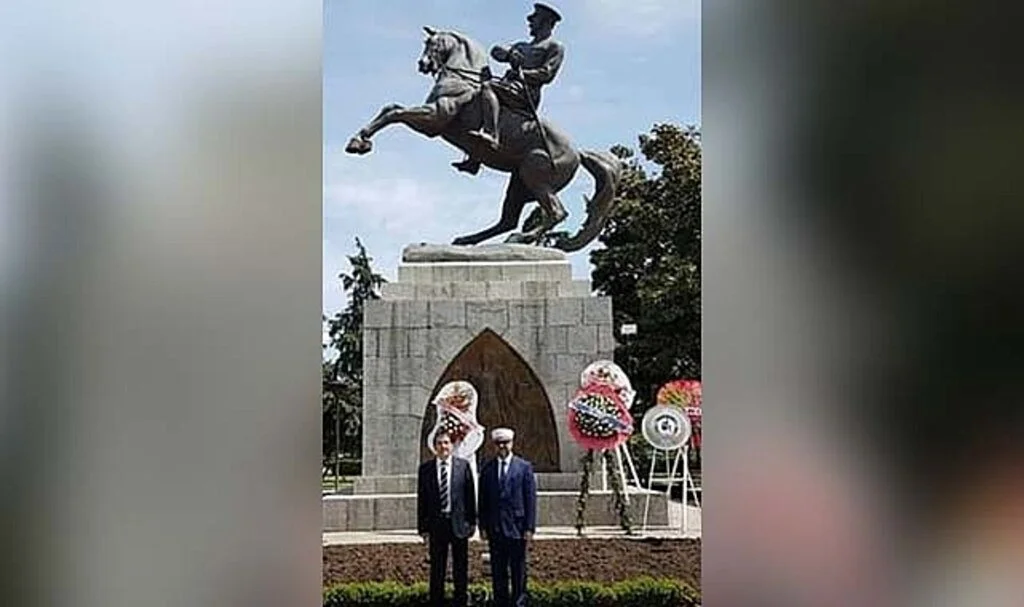 Balkan Türkleri yasta 