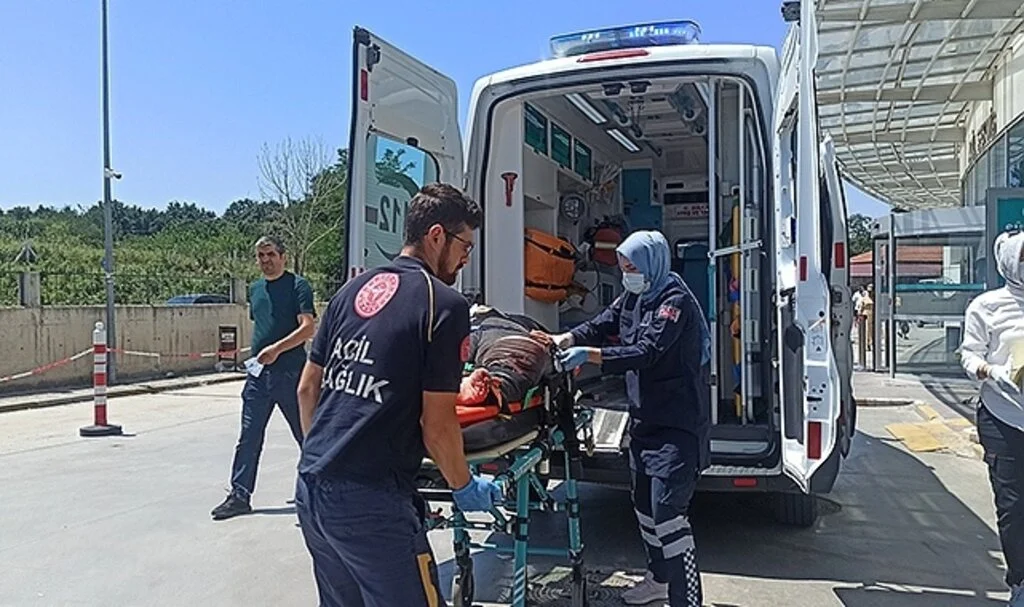 Balkondan düşen kadın yaralandı
