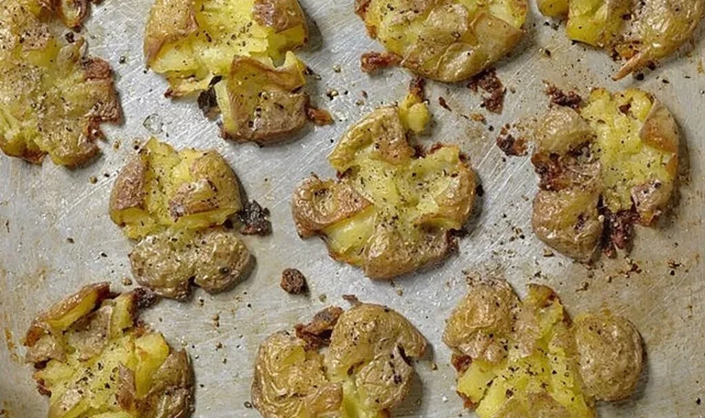 Bayılarak yediğiniz patates zehir olmasın! Hastanelik olabilirsiniz