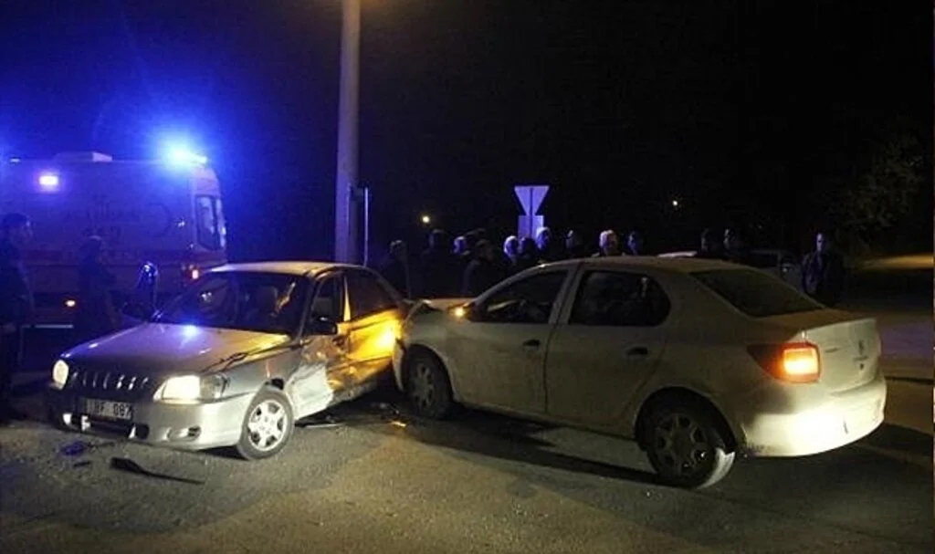 Bayram tatilinde yaşanan trafik kazalarında 67 kişi yaşamını yitirdi