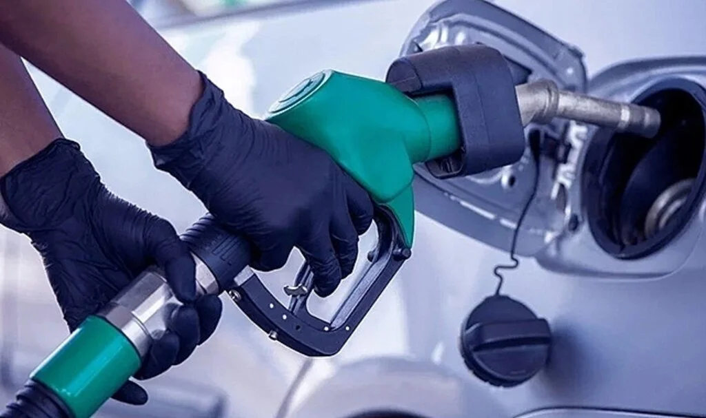 Benzine indirim geliyor