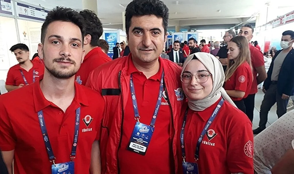 Bilgisayar mühendisliği bölümü öğrencilerinden önemli başarı