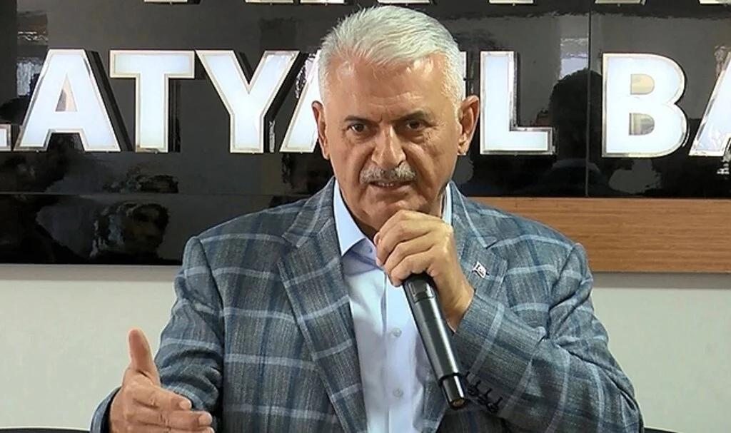 Binali Yıldırım: 2023’te bir değişiklik yapacaklarını düşünüyorlar ve bir de buna inanıyorlar, AK kadrolar buna izin verir mi, hayır