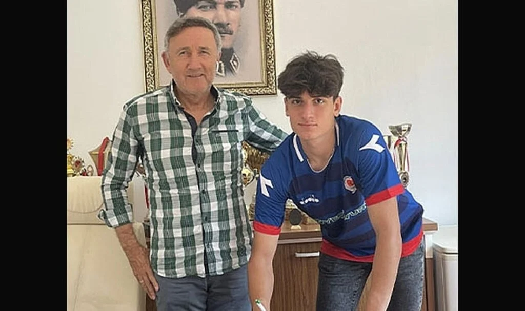 Büyükşehir’de çifte transfer