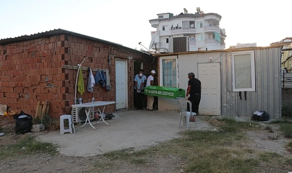 Çalıştığı şantiyede ölü bulundu