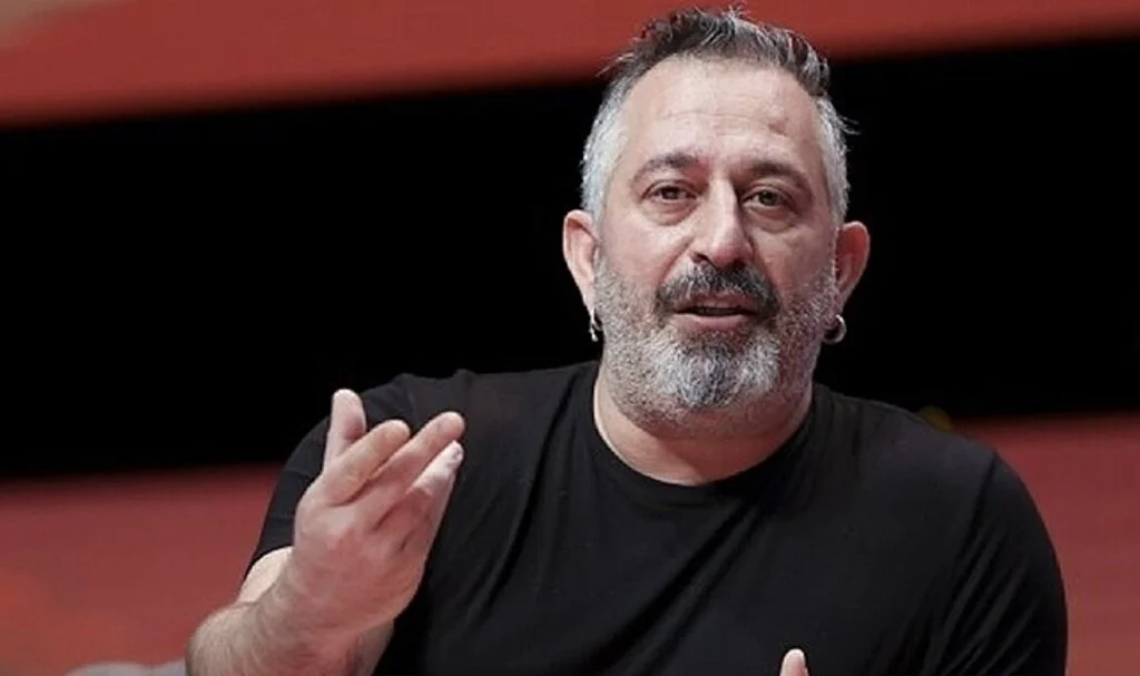 Cem Yılmaz, 'Her sene bu pisliği yapıyorsunuz' deyip tepki gösterdi! "Allah belanızı versin"