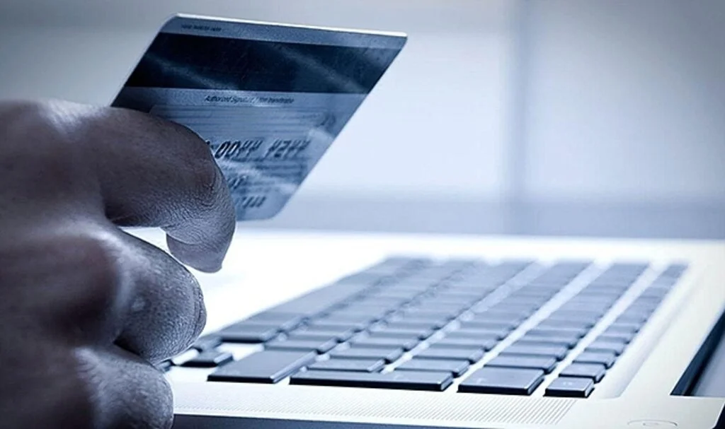Çok para kazanma vaadiyle 85 bin lira dolandırıldı