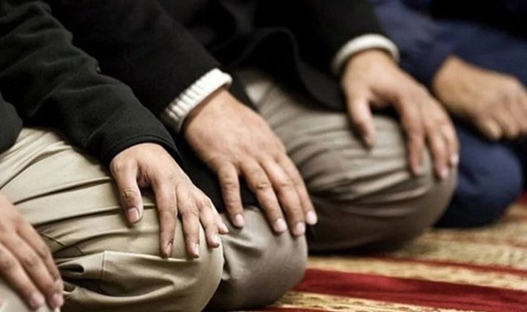 Cuma namazı nasıl kılınır? Diyanet ile adım adım cuma namazı kılınışı ve okunacak sureler