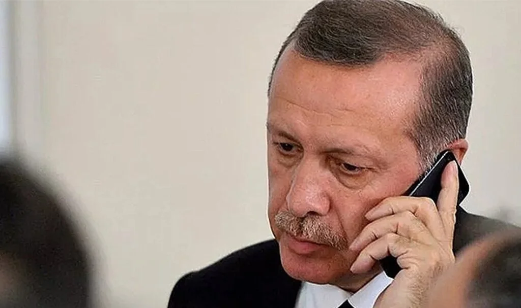 Cumhurbaşkanı Erdoğan'dan Ebru Gündeş'e taziye telefonu