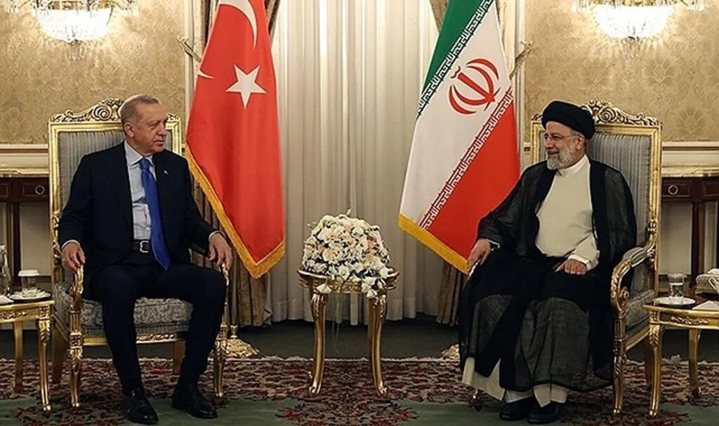 Cumhurbaşkanı Erdoğan, İran Cumhurbaşkanı Reisi ile görüştü