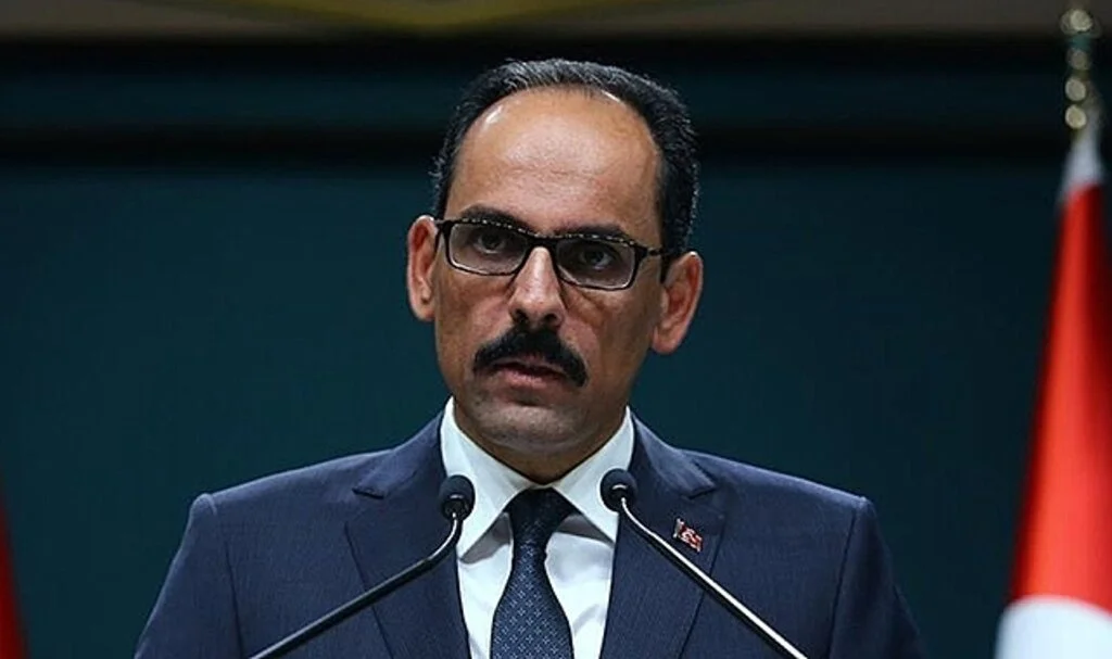 Cumhurbaşkanlığı Sözcüsü İbrahim Kalın: Ukrayna'dan tahıl taşıyan ilk gemi yarın çıkabilir