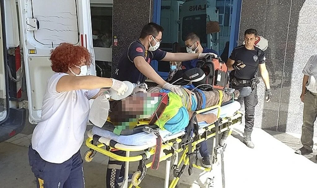 Demir çubukla kafasına vurulan kişi hayatını kaybetti