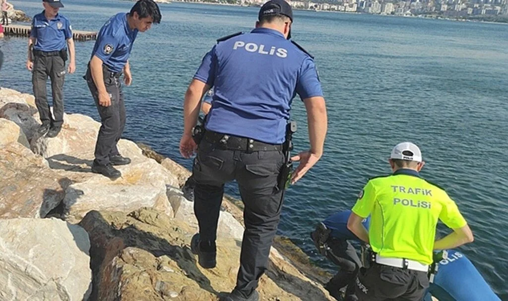 Denize giren çocuk boğuldu