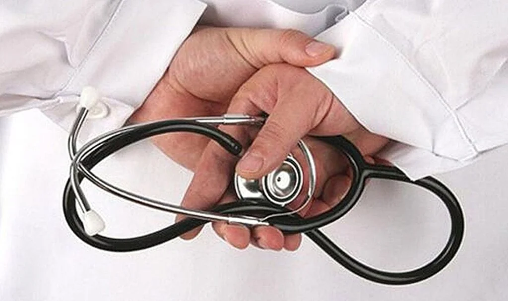 Doktorlar Türkiye genelinde 2 gün iş bırakma kararı aldı