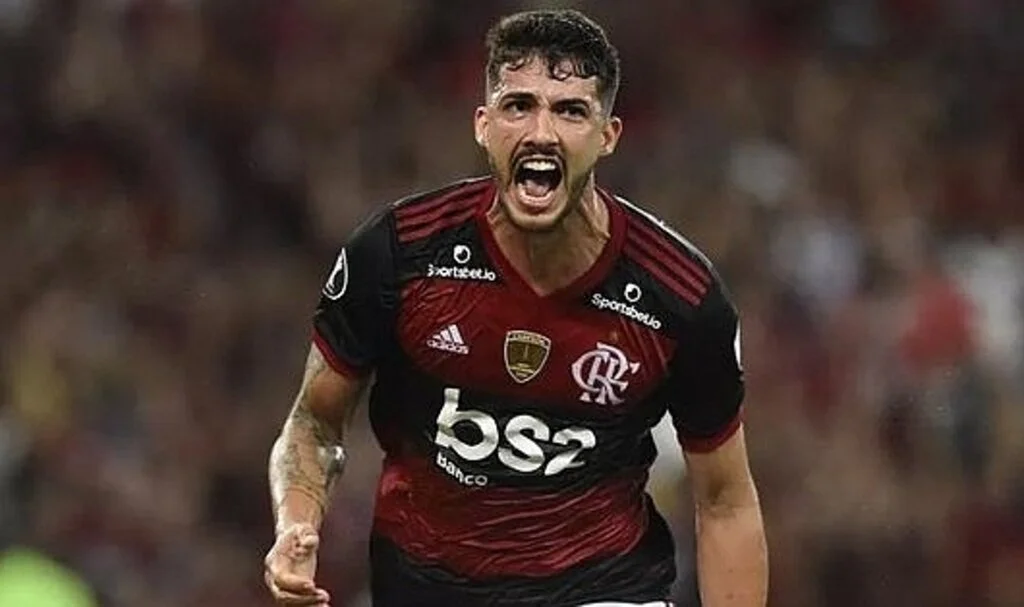 Fenerbahçe Gustavo Henrique transferini açıkladı! Akşam saatlerinde İstanbul'da olacak 