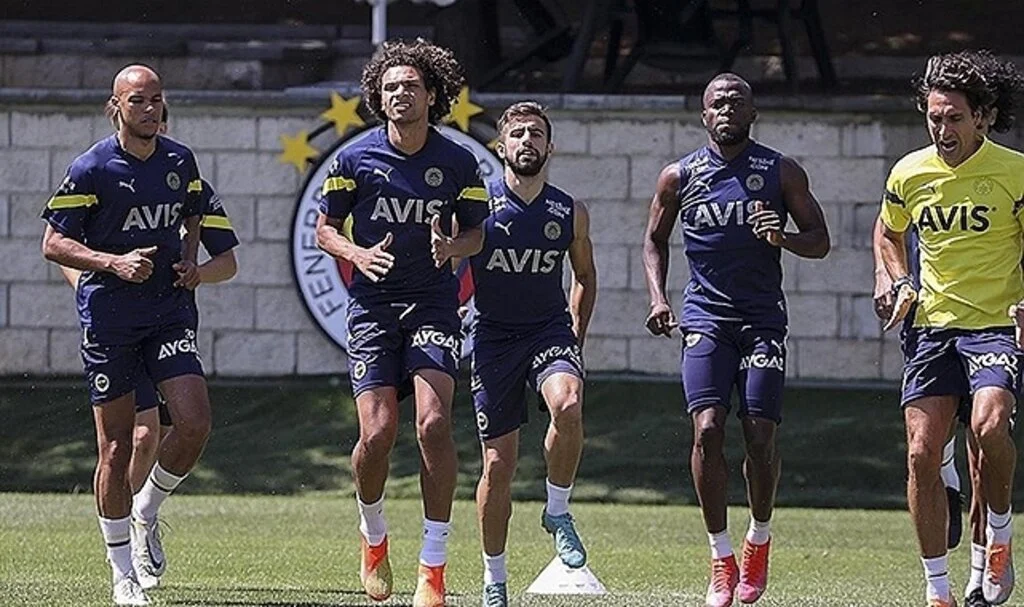 Fenerbahçe'nin yeni transferi Arao: Burada olmak benim için büyük onur