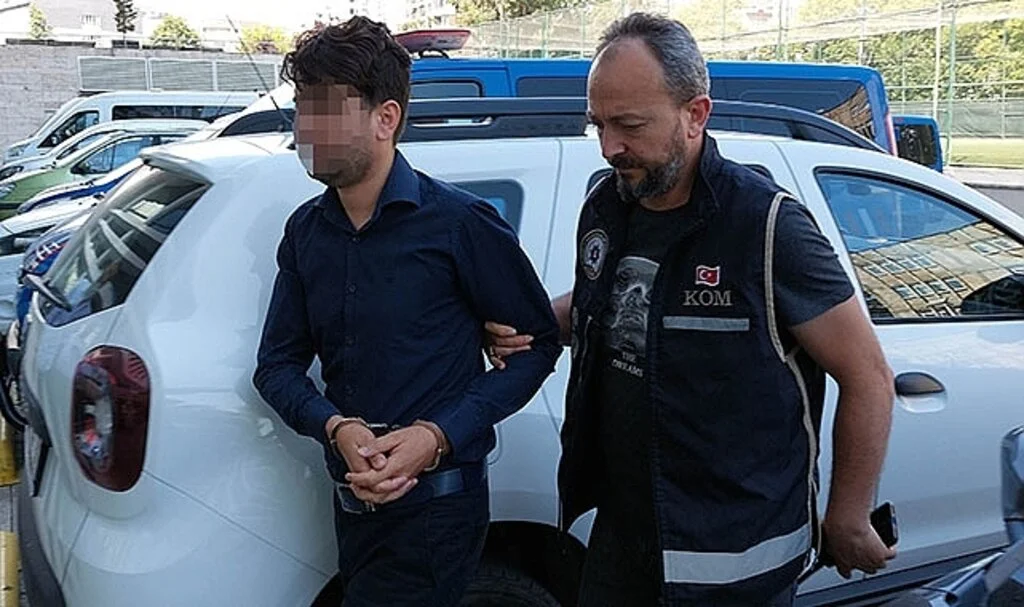 FETÖ'den gözaltına alınan 'ByLock'çu öğretmen tutuklandı