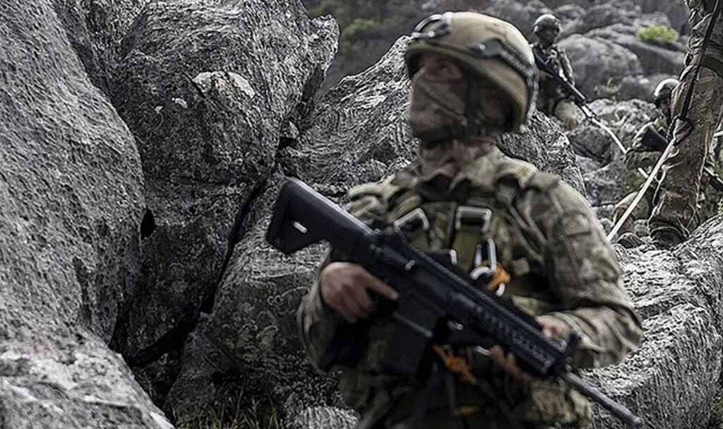 Fırat Kalkanı ve Barış Pınarı bölgelerinde 6 PKK/YPG'li terörist etkisiz hale getirildi