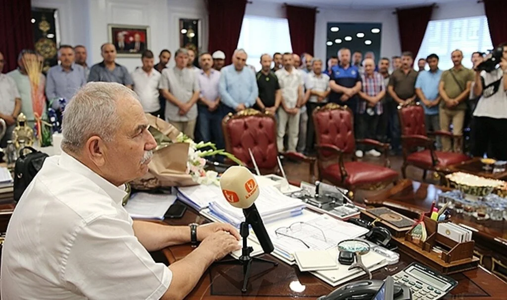 İlkadım'da işçilerin zam sevinci