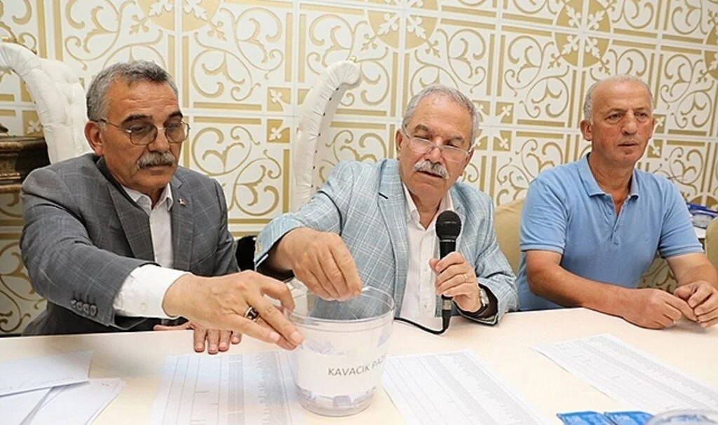 İlkadım’da yeni semt pazarı için kuralar çekildi
