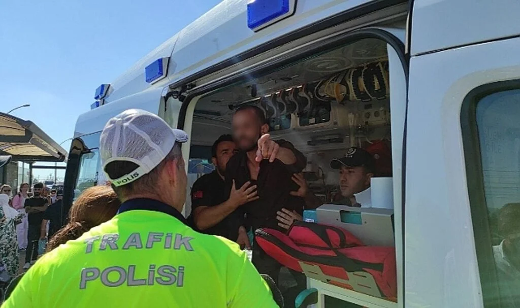 İntihara kalkıştı, önce köprüden indirildi sonra ambulanstan kaçtı