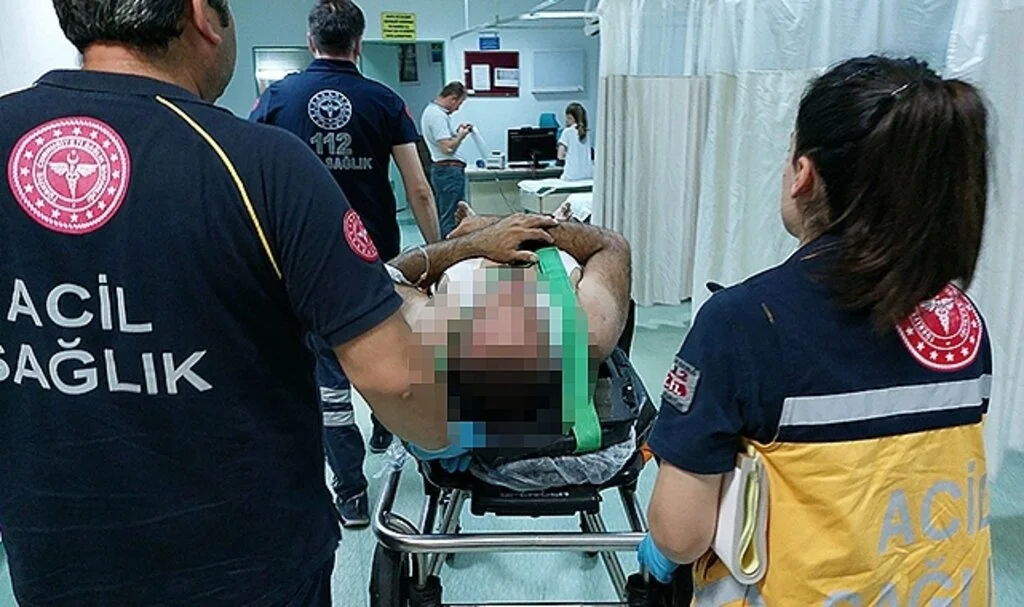 İranlı turist çamaşır ipi takarken balkondan düştü