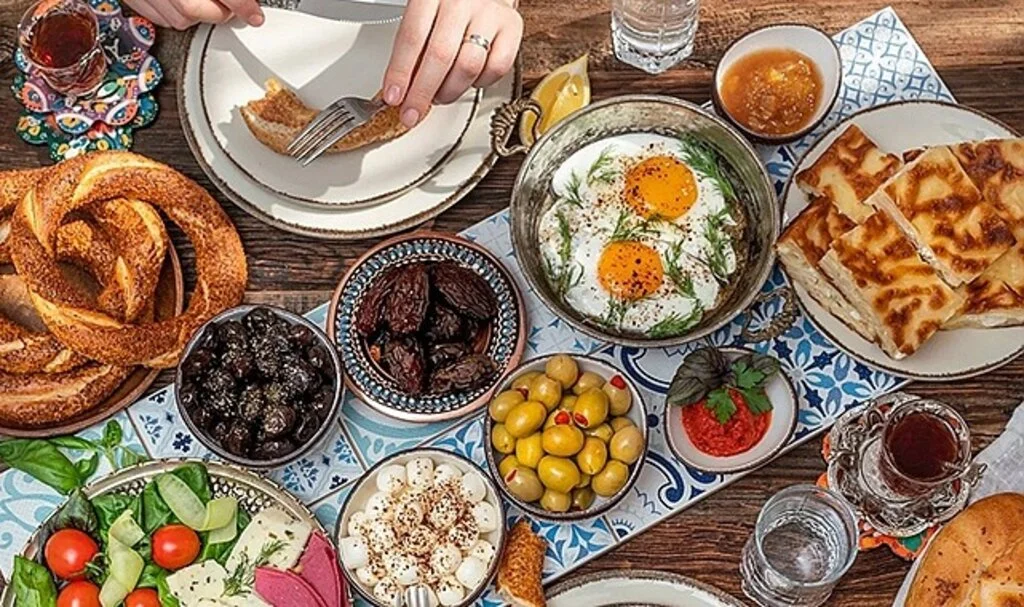 Kahvaltıda bunları yiyorsanız dikkat: Kanser veya kör olabilirsiniz!