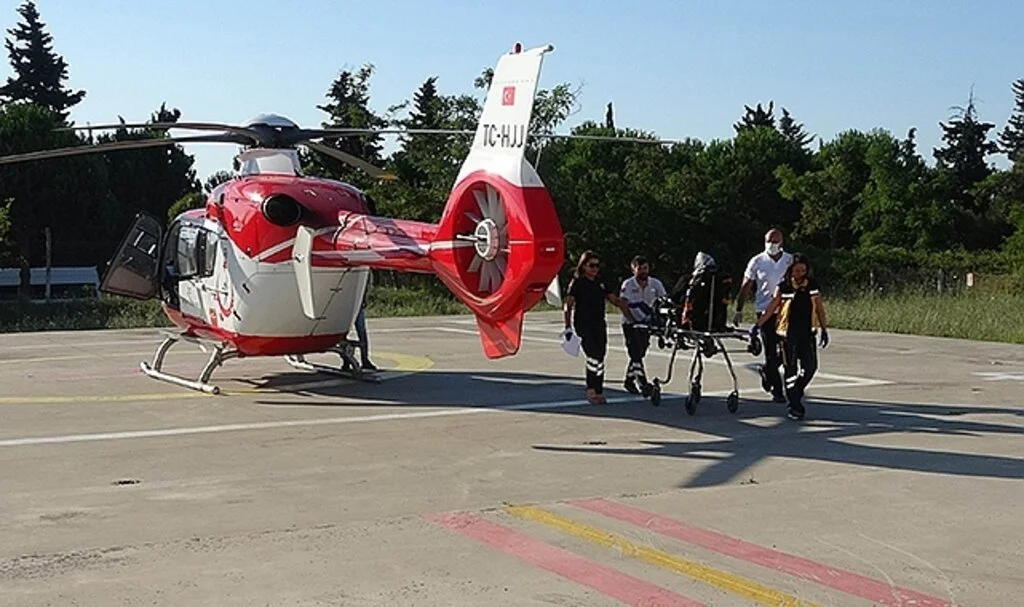 Kalp krizi geçiren kadın ambulans helikopterle hastaneye sevk edildi