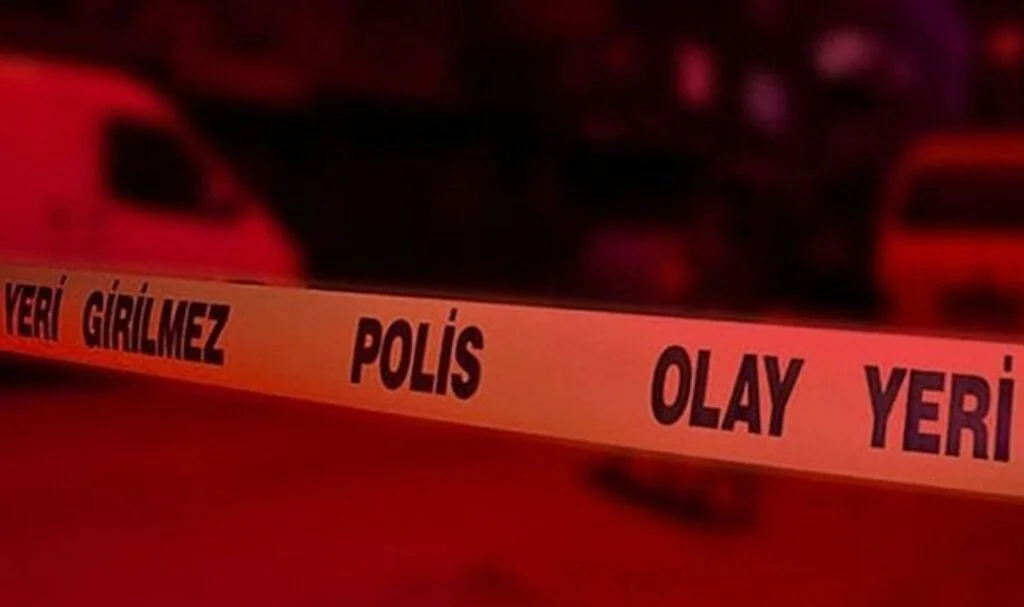 Karısını öldürüp aynı tabancayla intihar etti