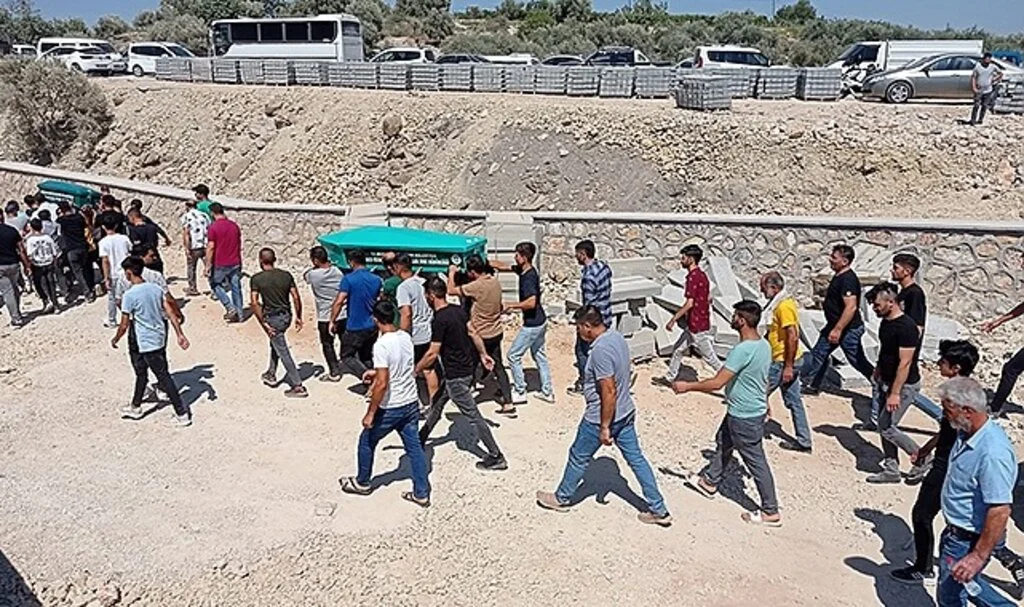 Kazada hayatını kaybeden gençlerden birinin yarın düğünü olduğu ortaya çıktı...