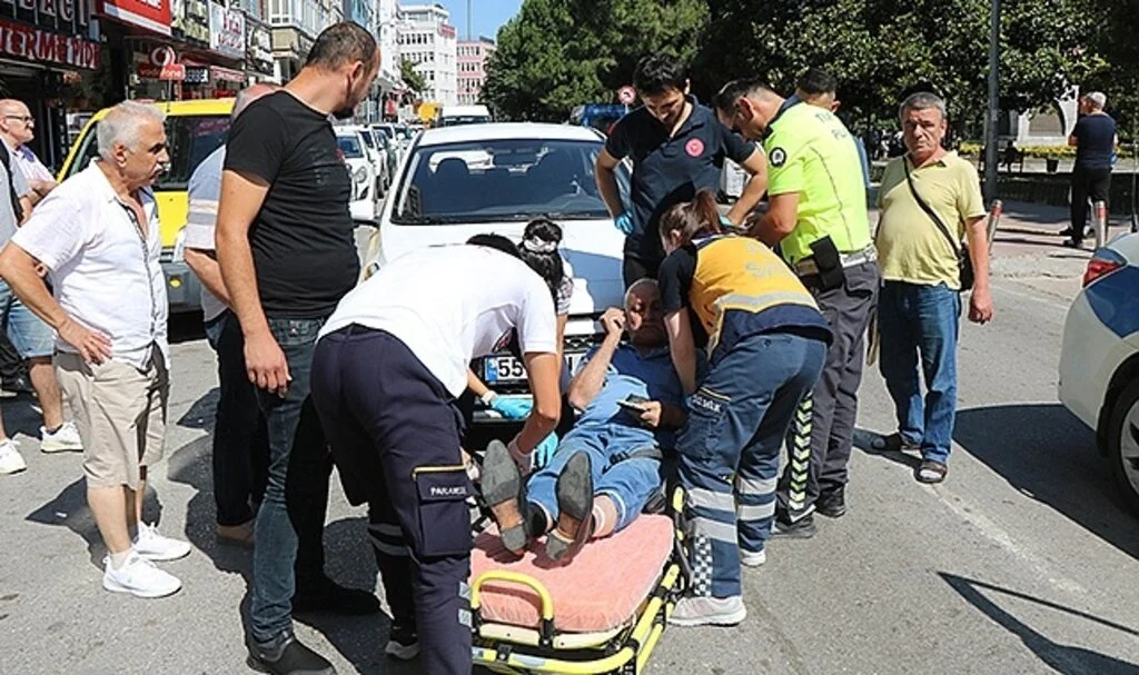 Kazada yaralanan motosiklet sürücüsünün sağduyusu takdir topladı