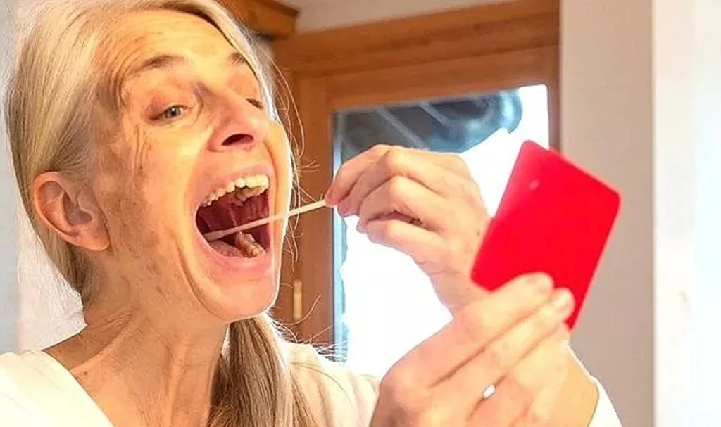 Koronavirüs belirtilerinin görülme sıklığı değişti! İşte en sık görülen 20 semptom.